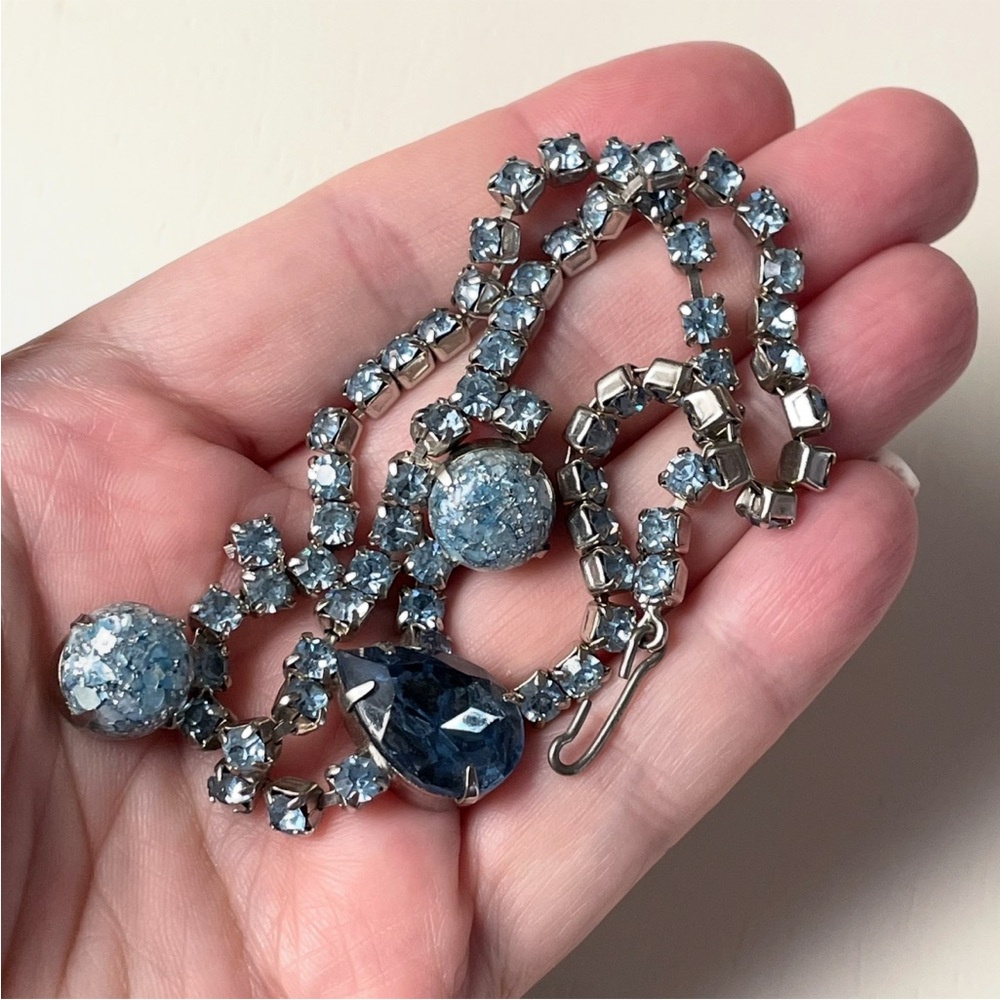 Gorgeous vintage blue rhinestone choker necklace w/ confetti cabochons - Picture 8 of 10